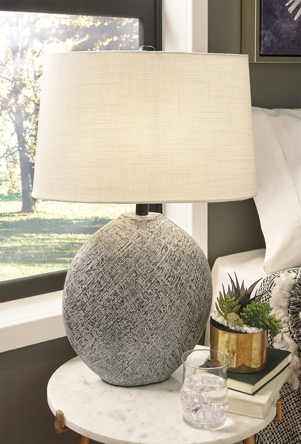 Homestyle Furniture - Ashley Furniture - Harif Table Lamp (Set of 2) - Table Lamp (Set of 2) - L235624X2