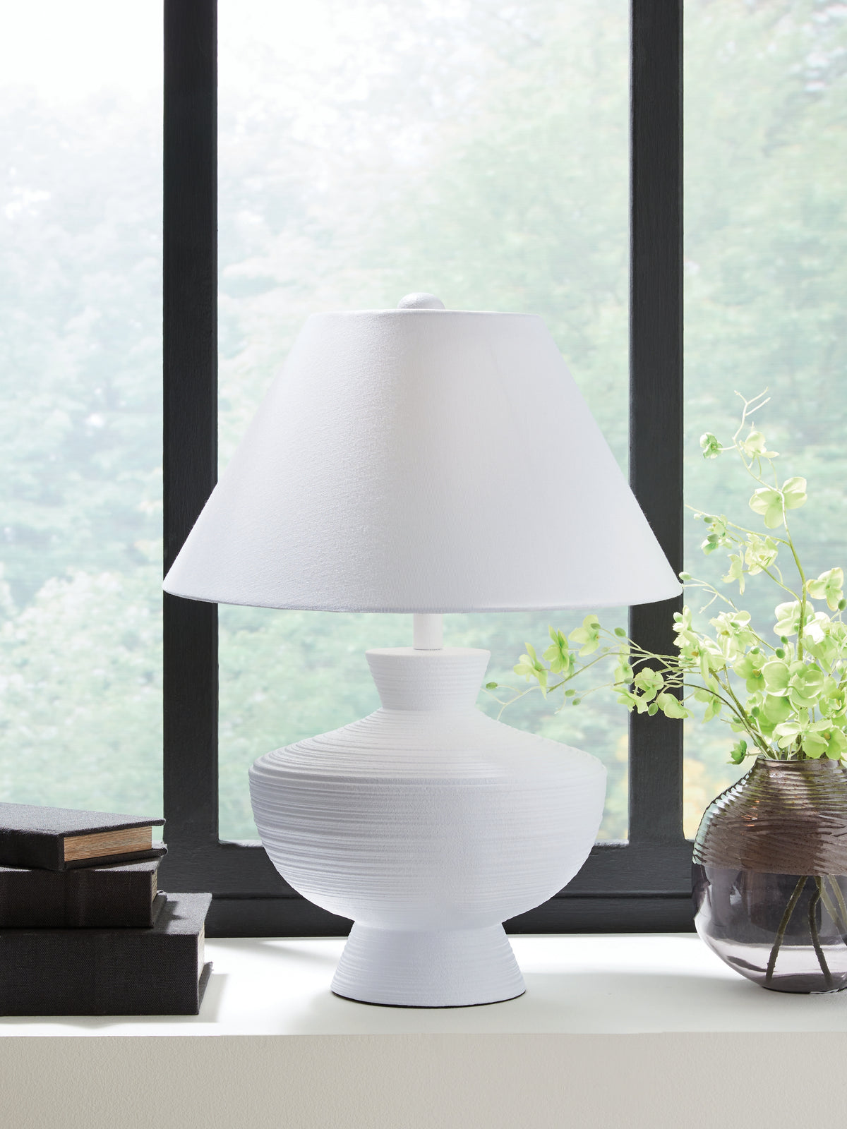 Homestyle Furniture - Ashley Furniture - Harelwood Table Lamp - Poly Table Lamp (1/CN) - L235934