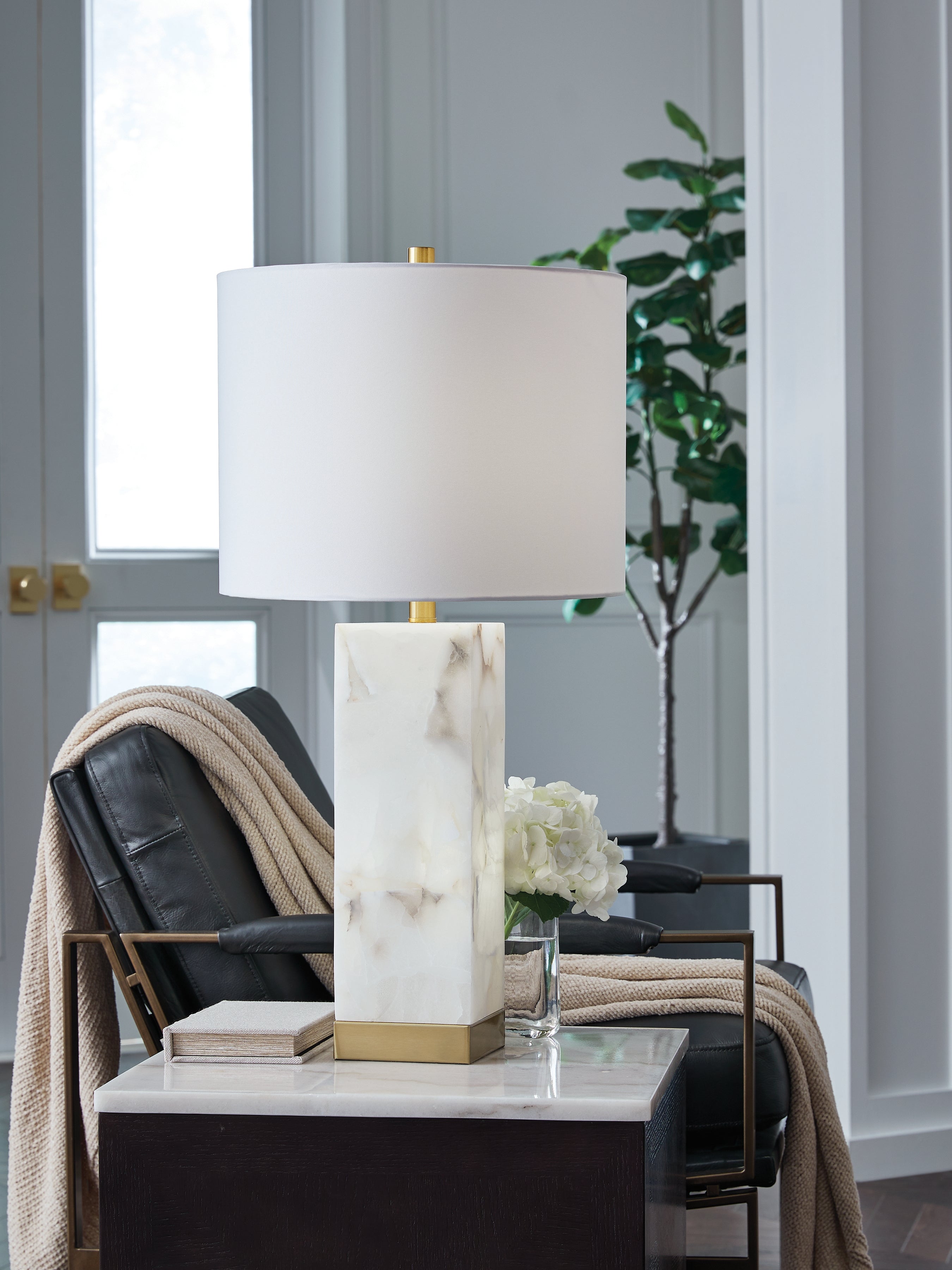 Homestyle Furniture - Ashley Furniture - Linderfield Table Lamp - Alabaster Table Lamp (1/CN) - L429094