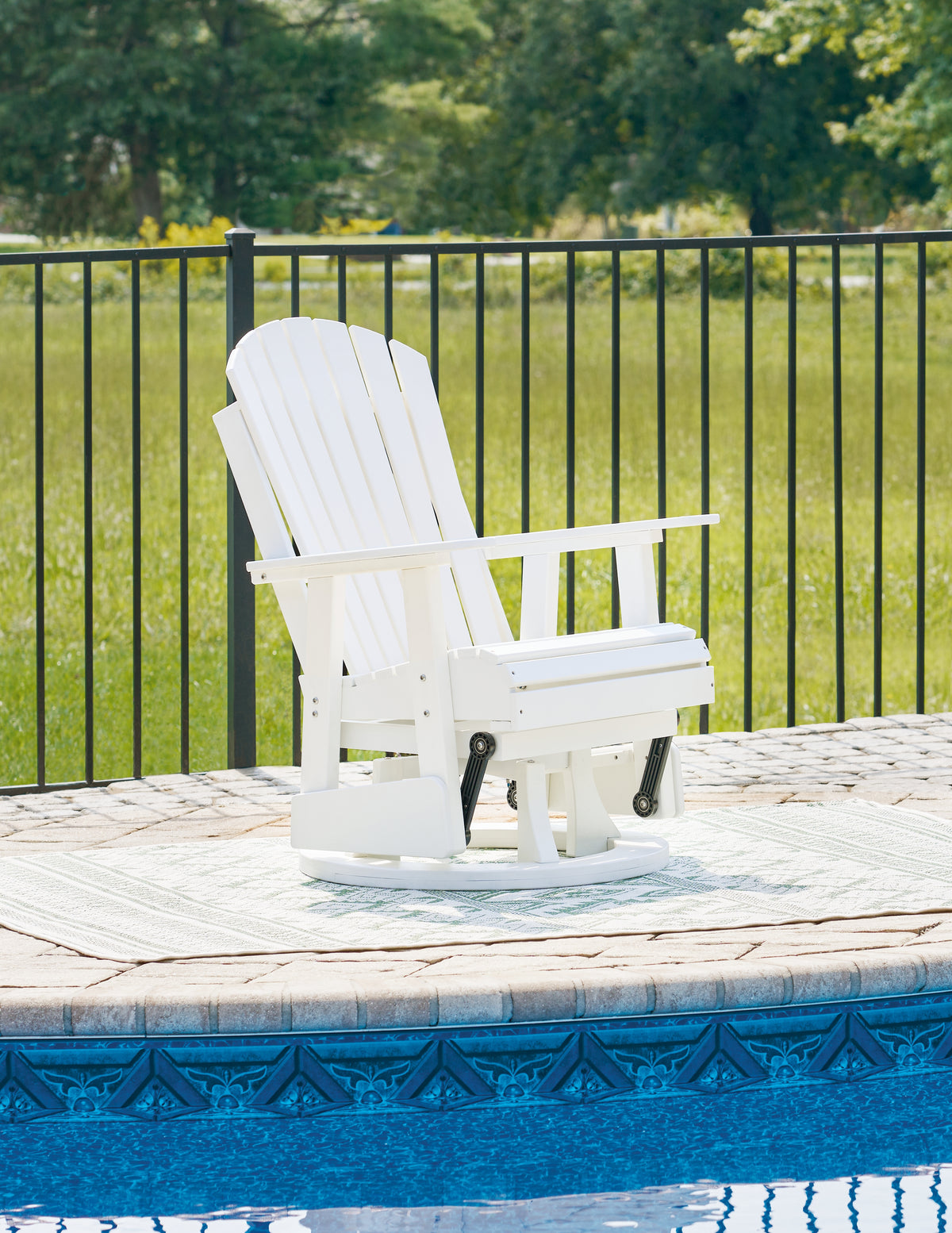 Homestyle Furniture - Ashley Furniture - Hyland Wave Outdoor Swivel Glider Chair - Swivel Glider Chair / White - P111-820