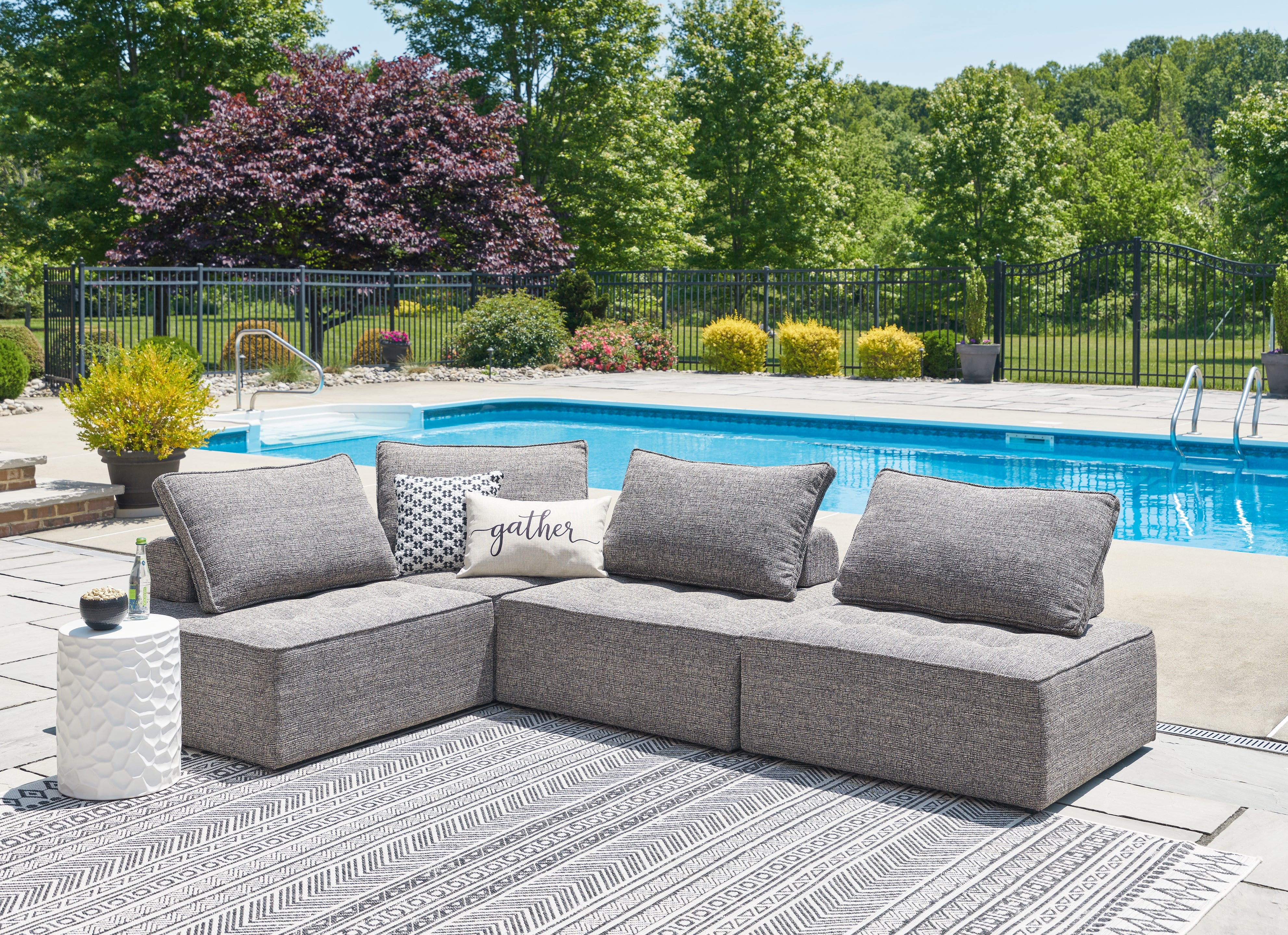 Homestyle Furniture - Ashley Furniture - Bree Zee 4-Piece Outdoor Sectional - 4-Piece Outdoor Sectional - P160P8