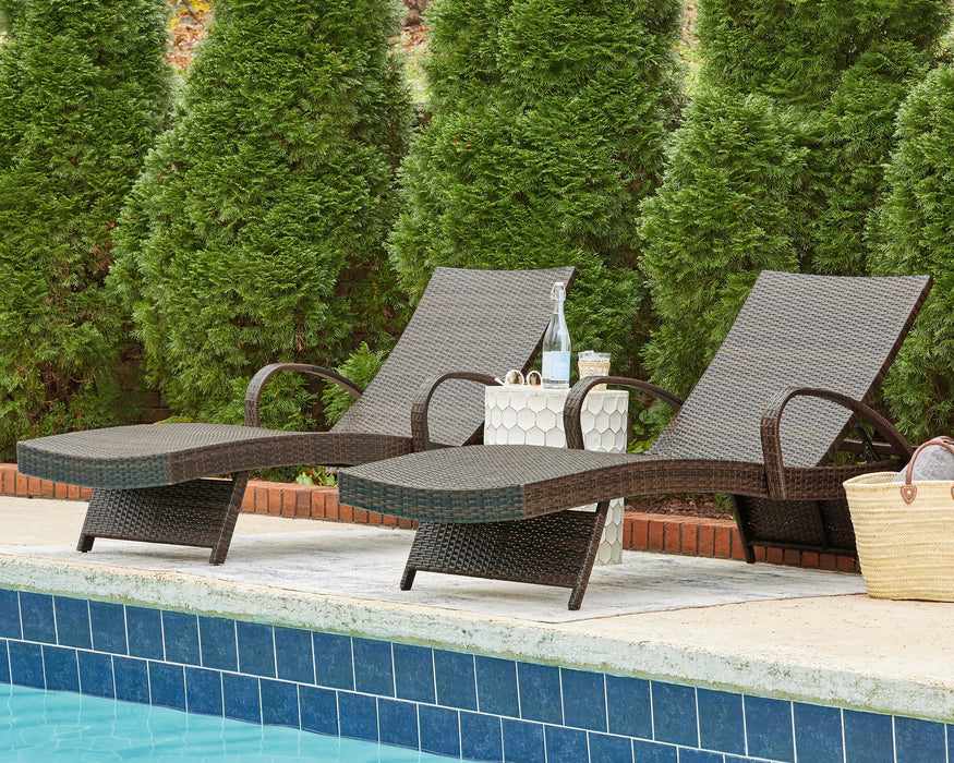 Kantana Outdoor  Homestyle Furniture (ARk)