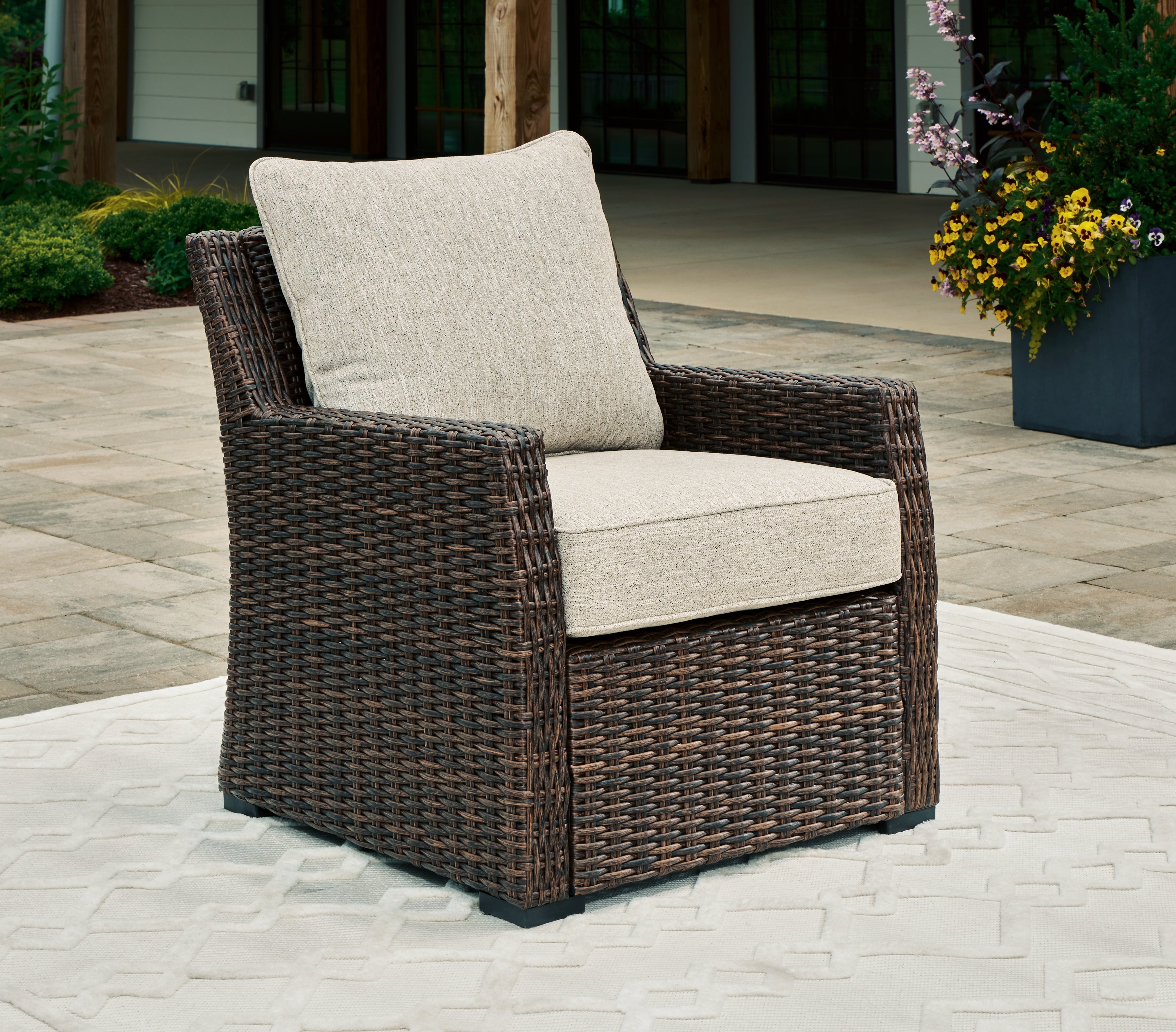 Homestyle Furniture - Ashley Furniture - Brook Ranch Outdoor Lounge Chair with Cushion - Lounge Chair w/Cushion (1/CN) - P465-820