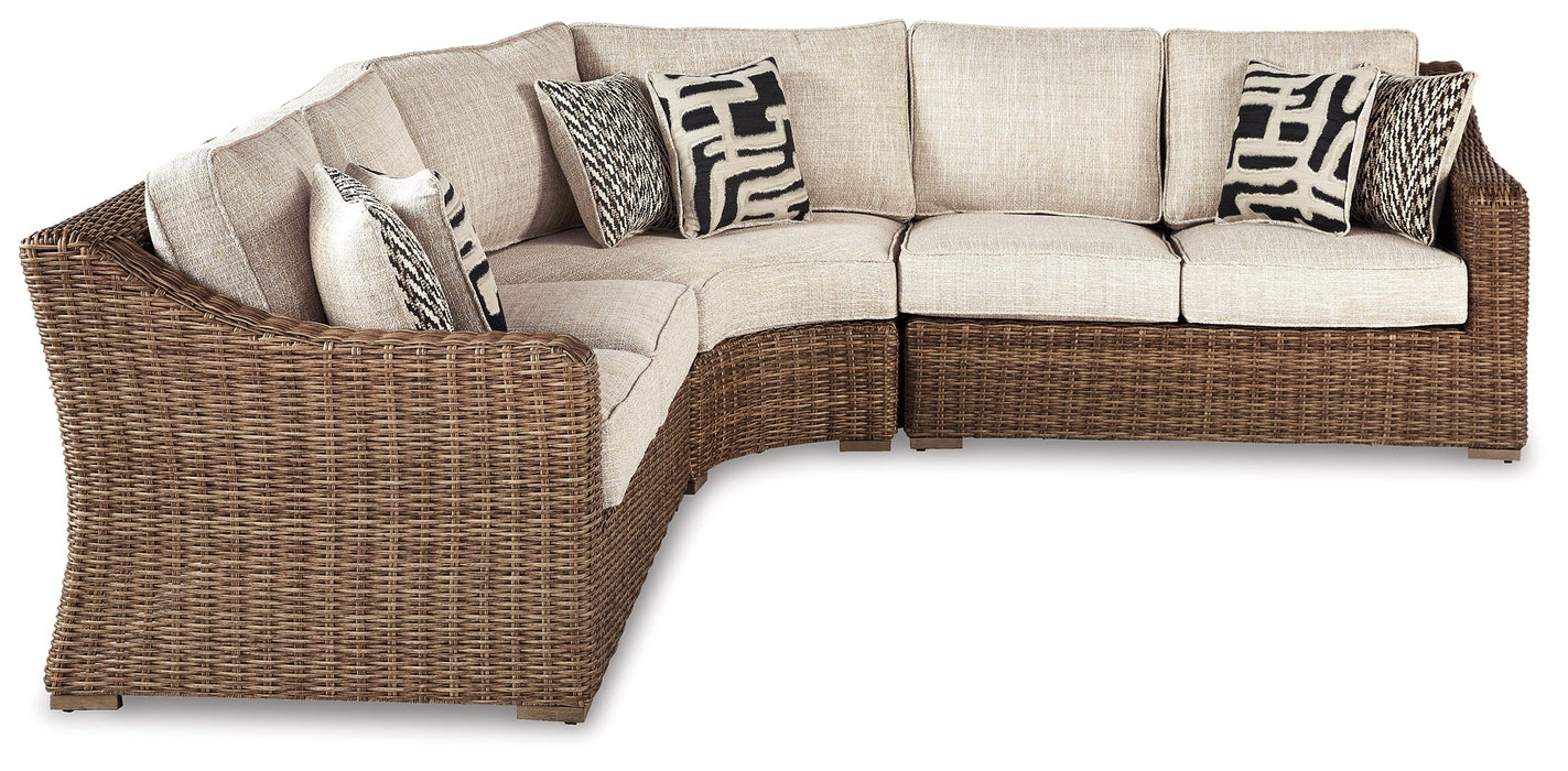 Beachcroft Outdoor  Homestyle Furniture (ARk)