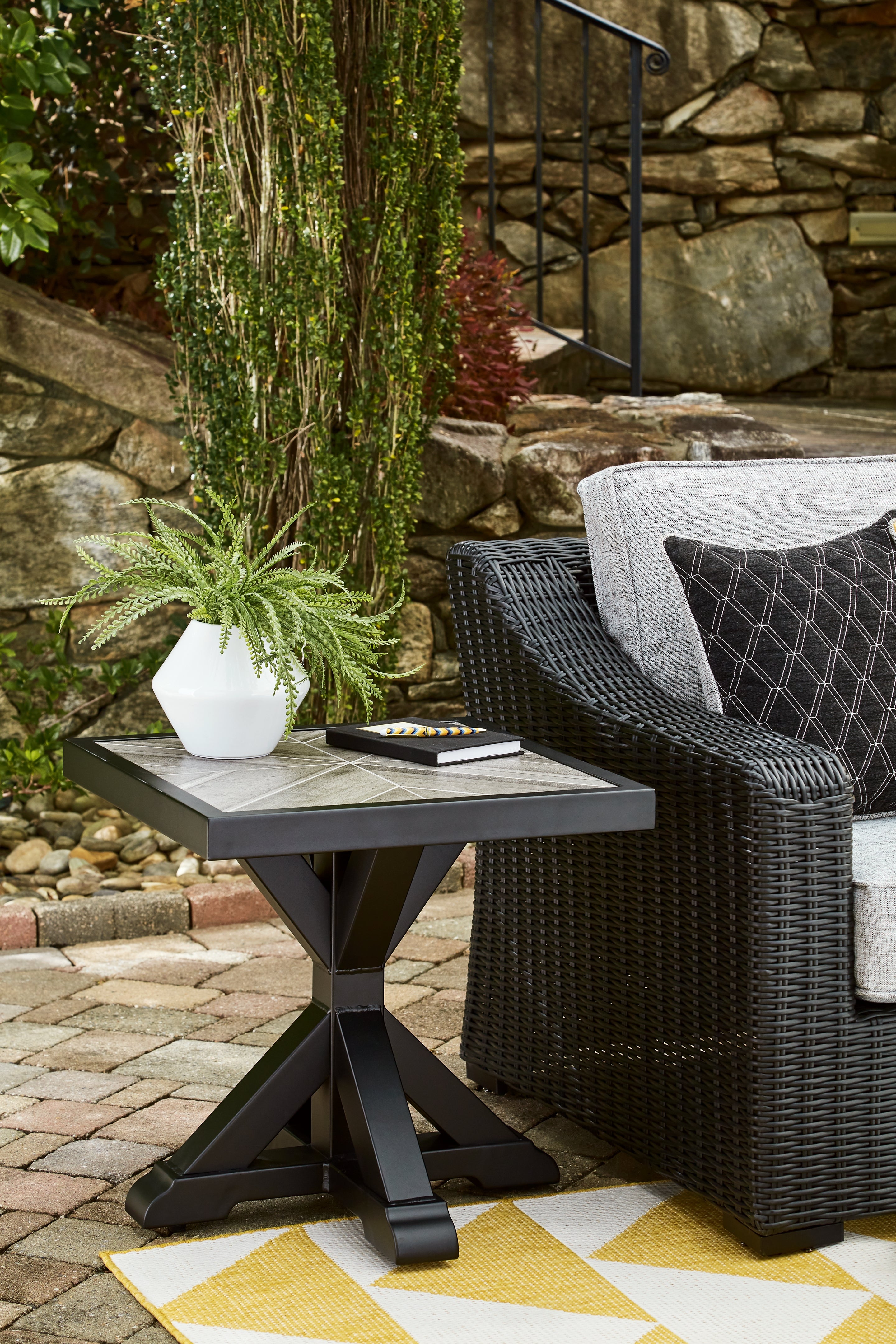 Homestyle Furniture - Ashley Furniture - Beachcroft Outdoor End Table - Square End Table / Black/Light Gray - P792-702