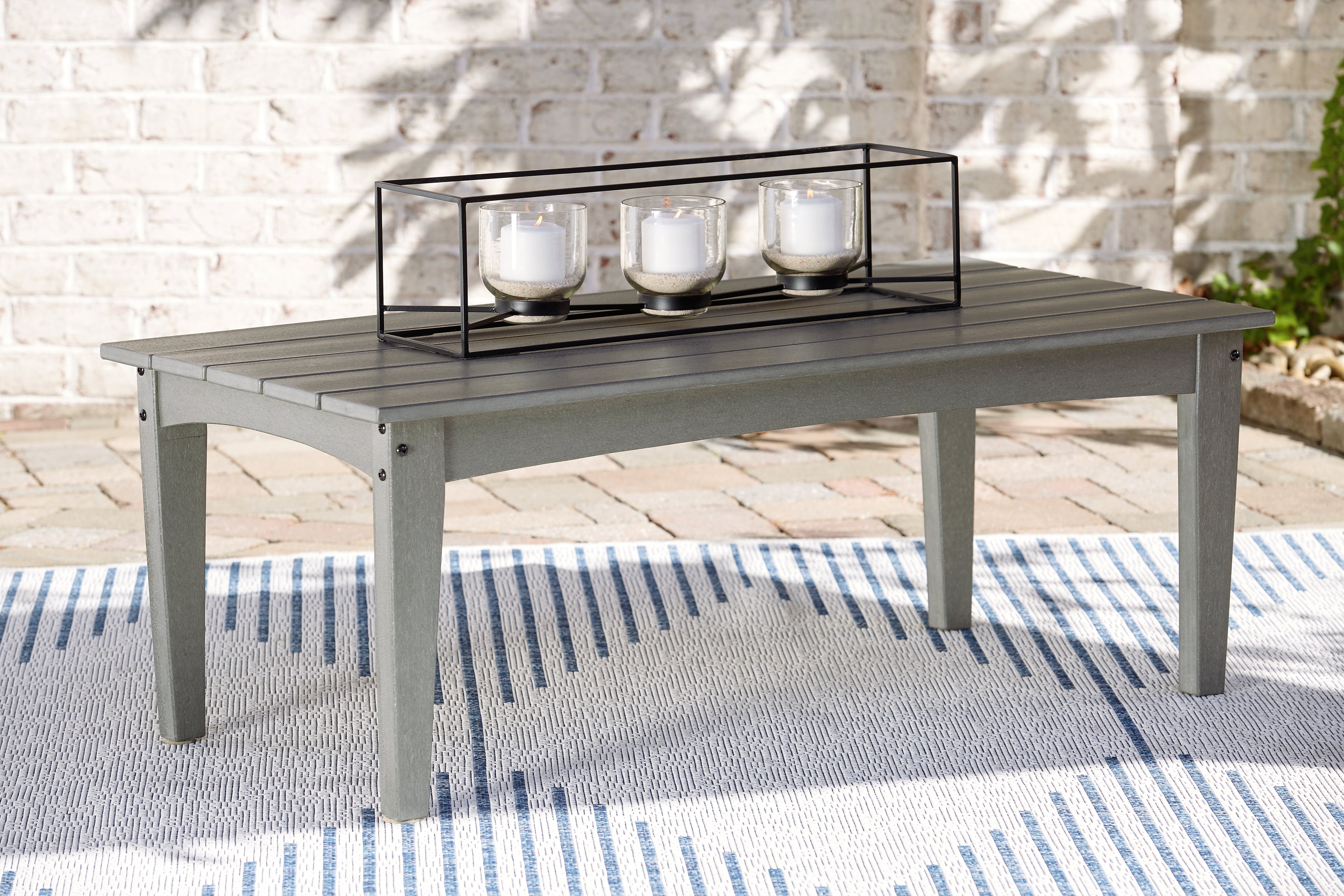 Homestyle Furniture - Ashley Furniture - Visola Outdoor Coffee Table - Rectangular Cocktail Table - P802-701