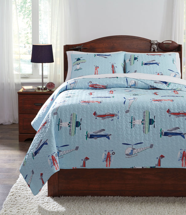 McAllen Quilt Set Full  Homestyle Furniture (ARk)