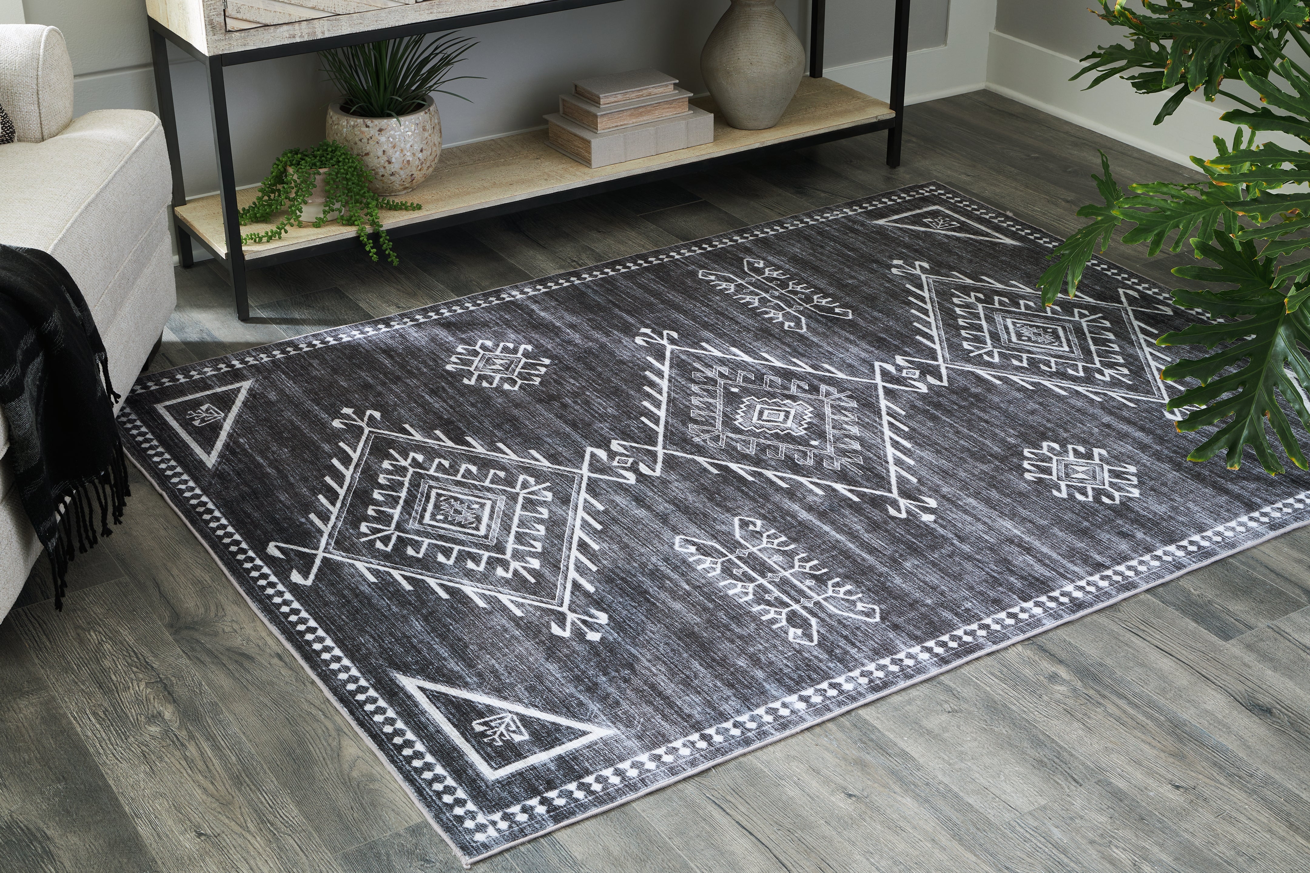 Homestyle Furniture - Ashley Furniture - Arloman 5' x 7' Washable Rug - 5' x 7' Washable Rug - R405932
