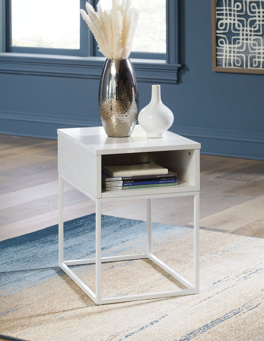 Deznee End Table  Homestyle Furniture (ARk)