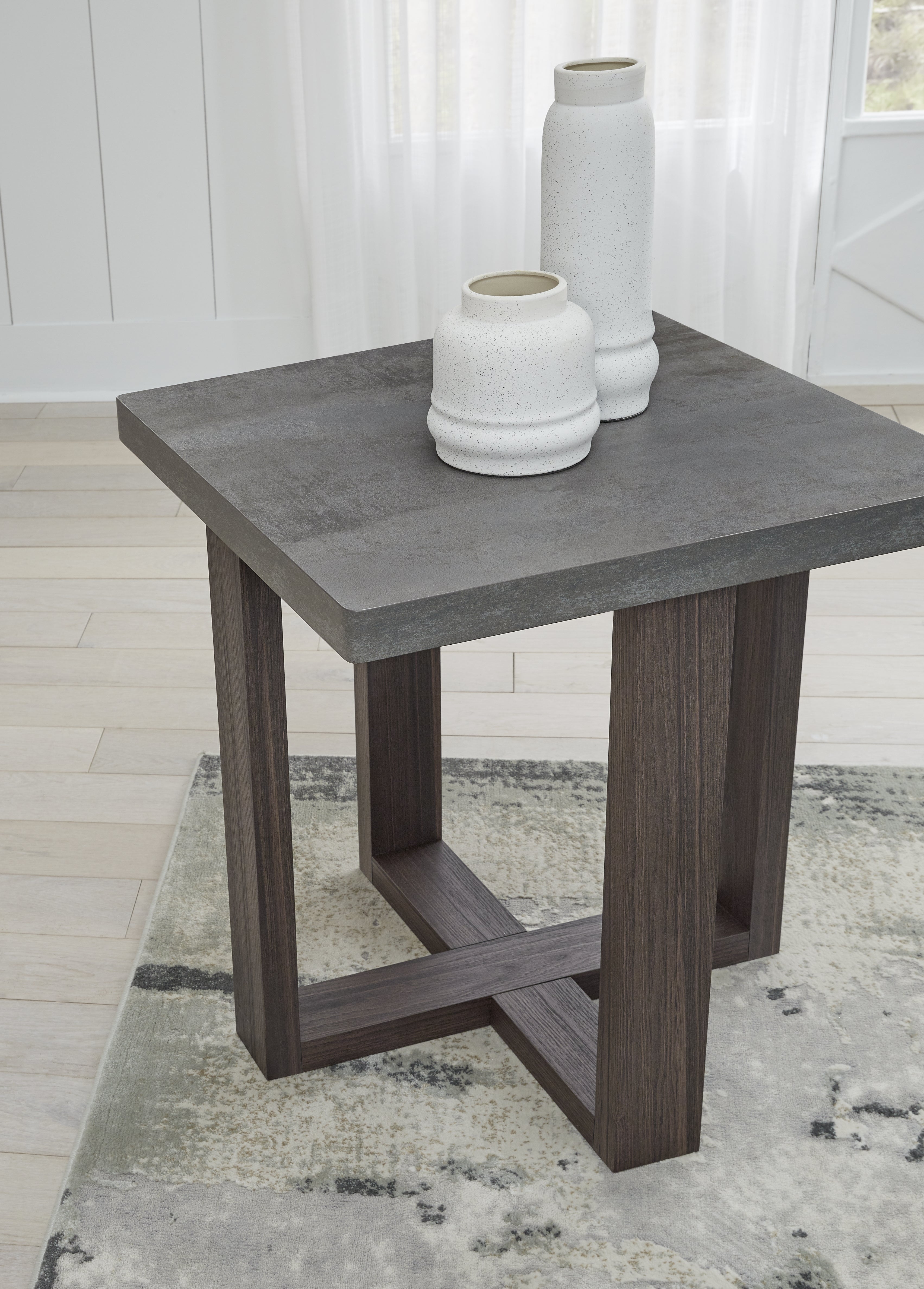 Homestyle Furniture - Ashley Furniture - Dynnford Table (Set of 3