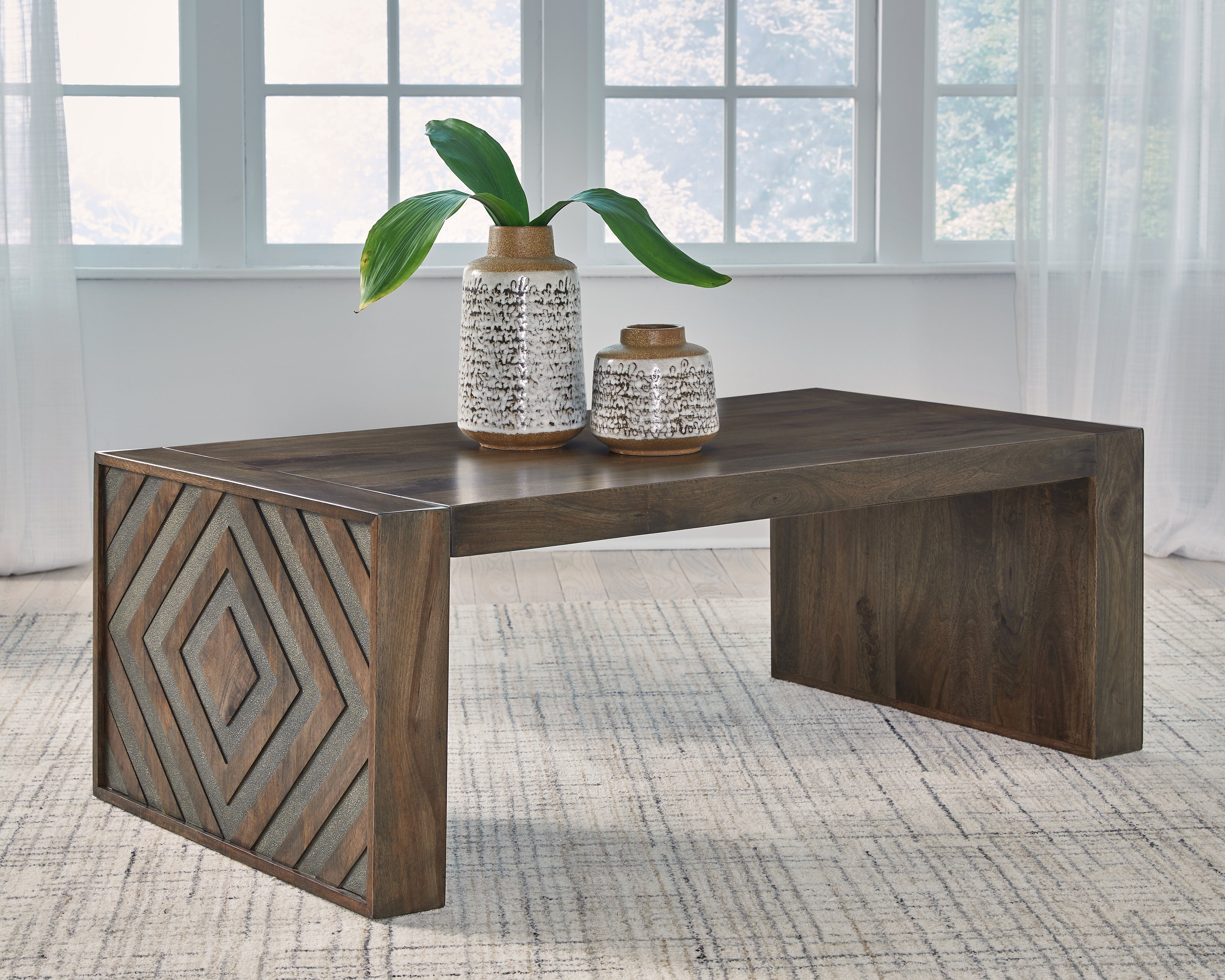 Homestyle Furniture - Ashley Furniture - Dreggan Coffee Table - Rectangular Cocktail Table - T567-1