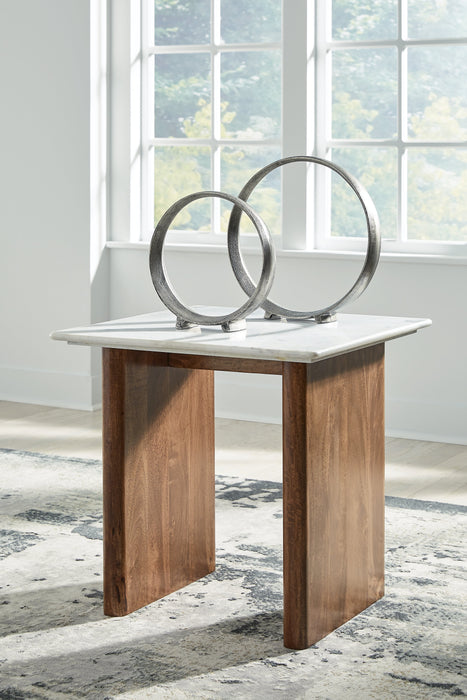 Isanti End Table  Homestyle Furniture (ARk)