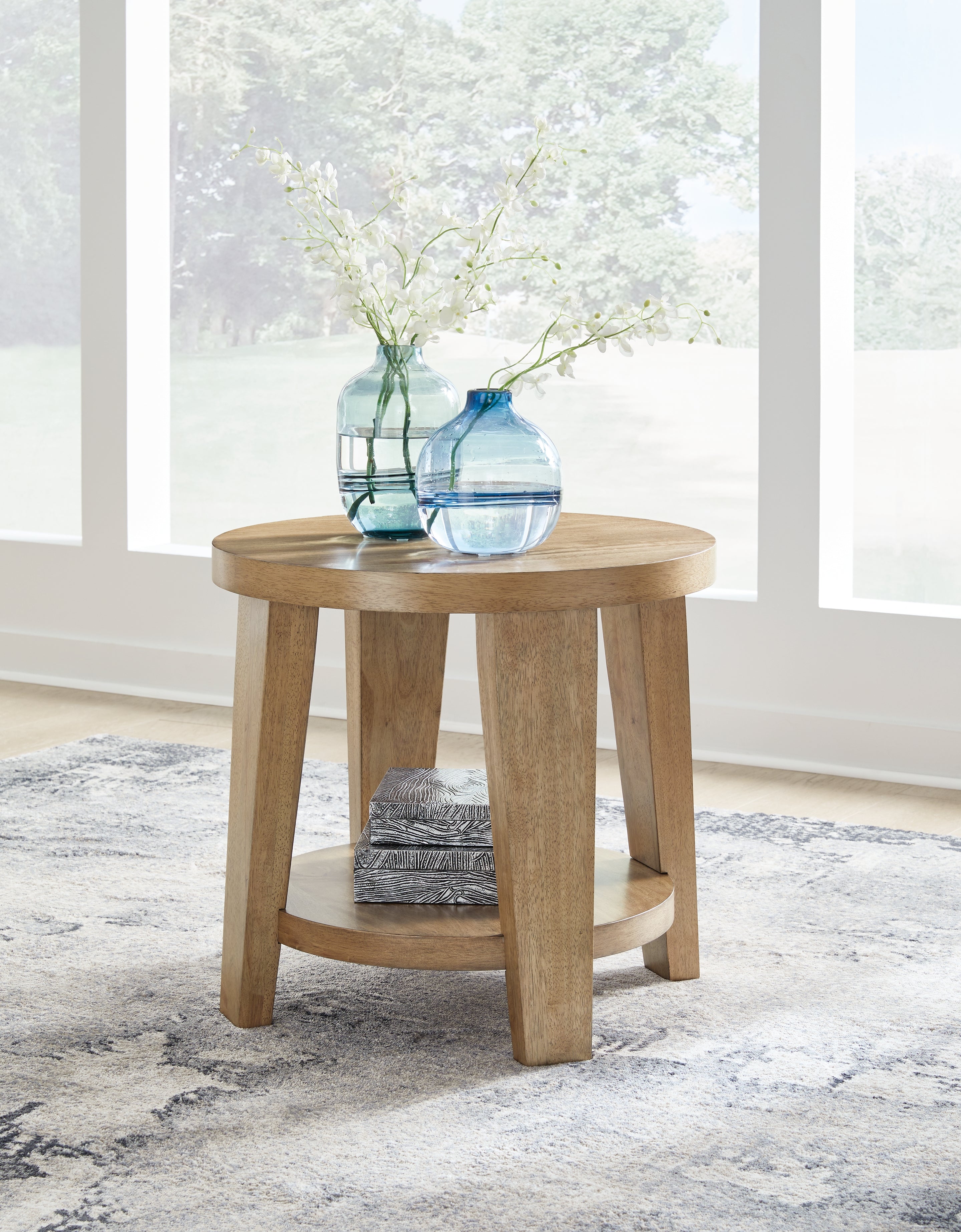 Homestyle Furniture - Ashley Furniture - Kristiland End Table - Round End Table - T674-6