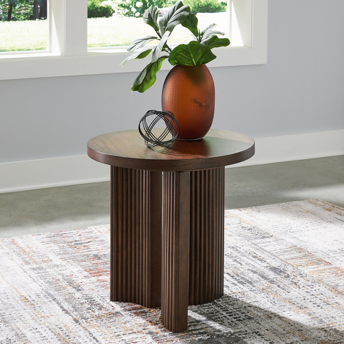 Homestyle Furniture - Ashley Furniture - Korestone End Table - Round End Table - T689-6