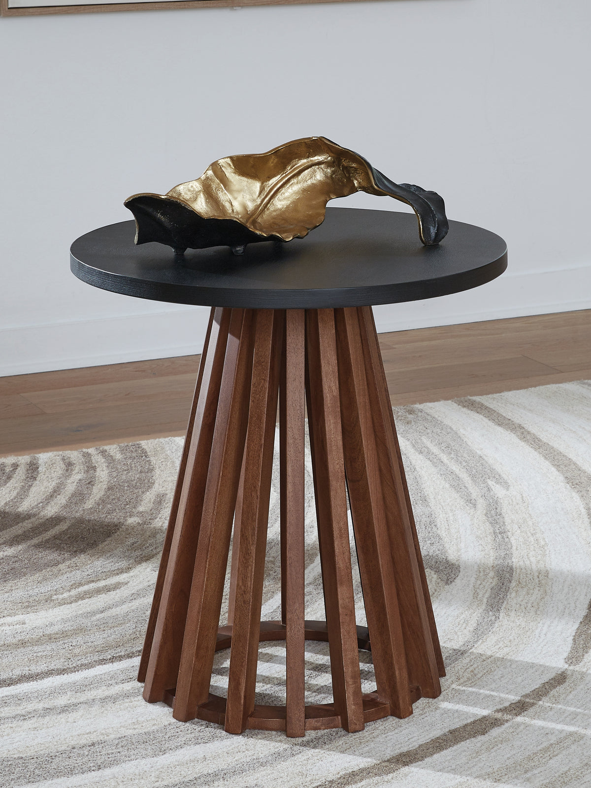 Homestyle Furniture - Ashley Furniture - Kallari End Table - Round End Table - T737-6