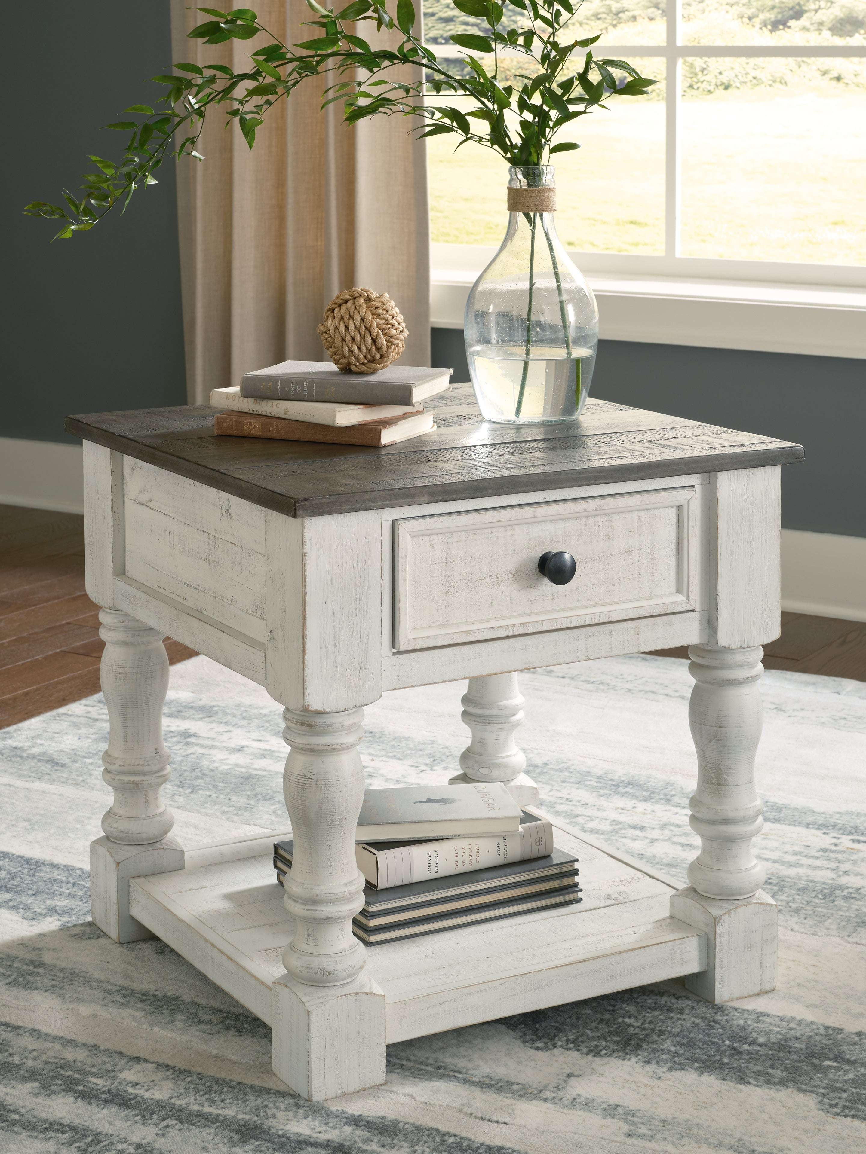 Homestyle Furniture - Ashley Furniture - Havalance End Table - Square End Table / White/Gray - T994-2
