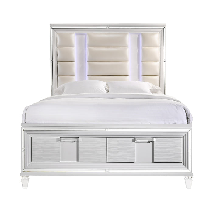 Twenty Nine Queen Bed White