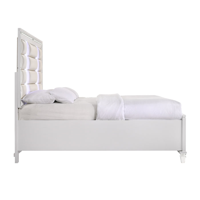 Twenty Nine Queen Bed White