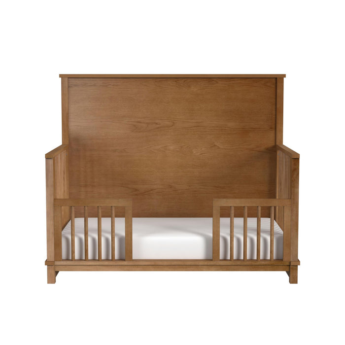 Wyller Crib with Guard Rail in Oak